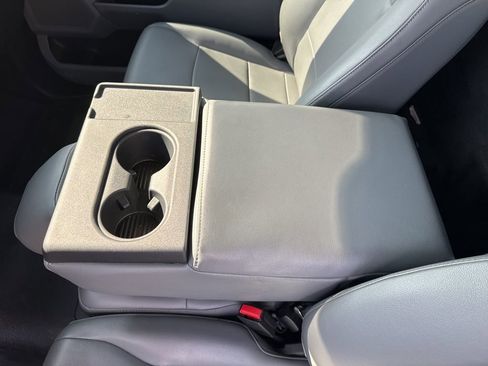 Used 2024 Ford F150 XL image 14