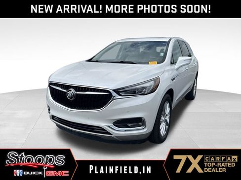 Used 2018 Buick Enclave Premium w/ Experience Buick Package FWD image 1