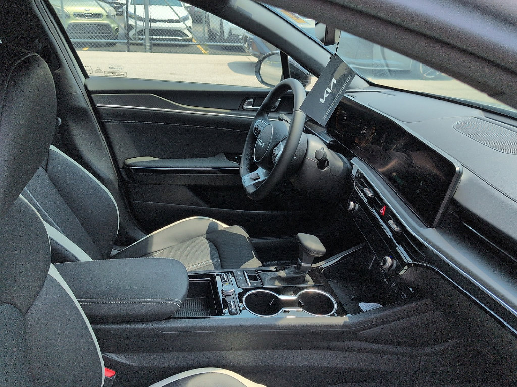 New 2026 Kia K5 GT-Line FWD image 7