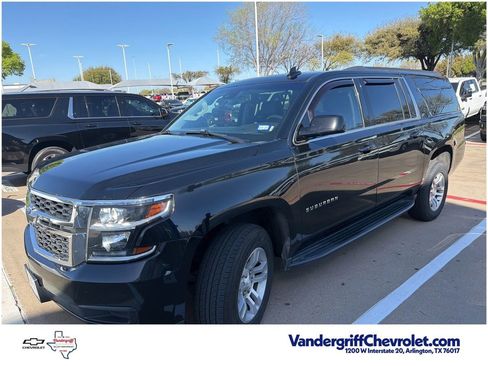 Used 2019 Chevrolet Suburban LT image 1
