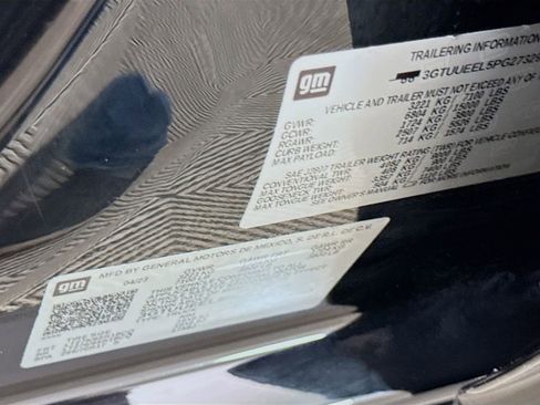 Used 2023 GMC Sierra 1500 AT4 image 33