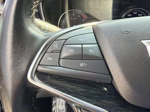 Used 2022 Cadillac XT5 Premium Luxury w/ LPO, Floor Liner Package AWD/4WD image 27