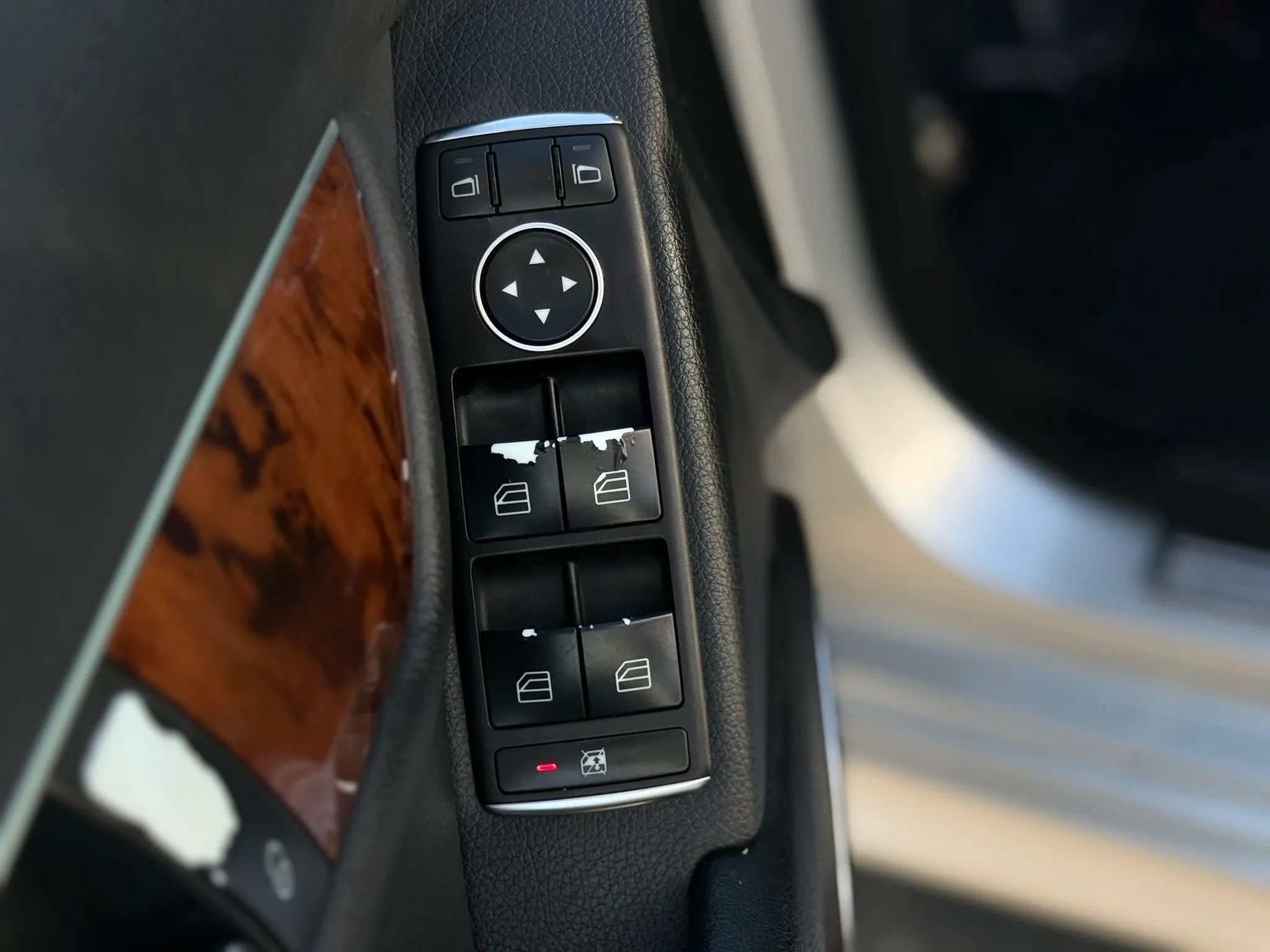 Used 2012 Mercedes-Benz C 300 4MATIC Sedan image 24
