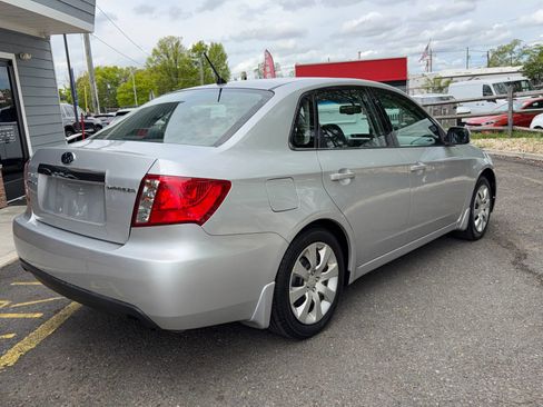 Used 2011 Subaru Impreza 2.5i AWD/4WD image 5