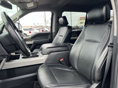 Used 2018 Ford F250 Lariat w/ Chrome Package image 13