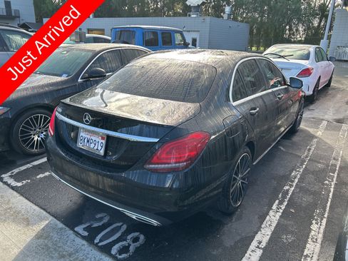 Used 2019 Mercedes-Benz C 300 Sedan image 4