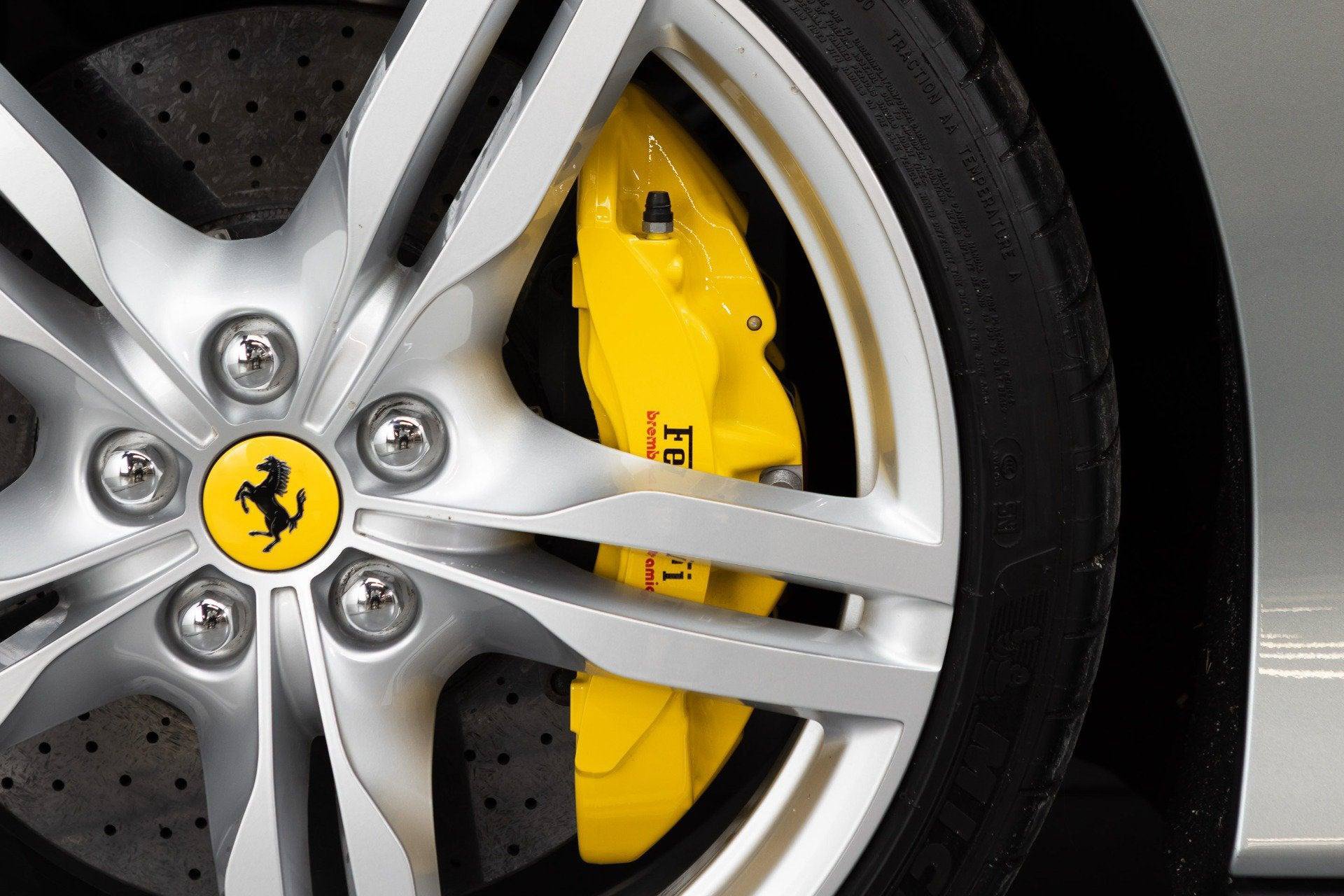 Certified 2019 Ferrari Portofino RWD image 20
