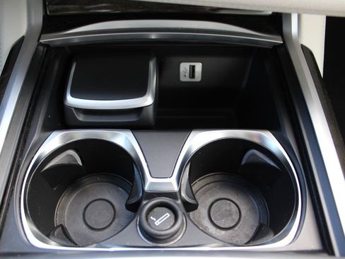 Used 2018 BMW 750i xDrive image 47