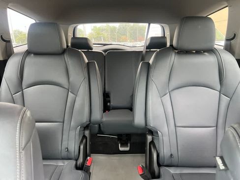 Used 2020 Buick Enclave Premium w/ Surround and Sites Package FWD image 13