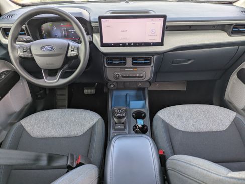 Used 2025 Ford Maverick XLT FWD image 14