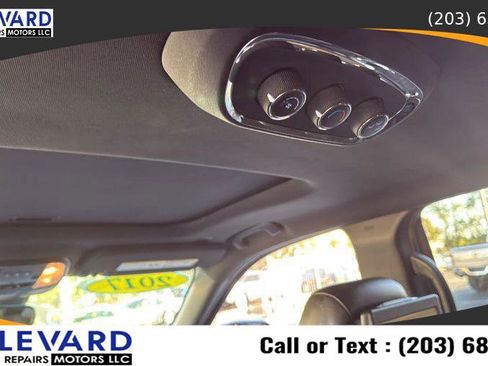 Used 2017 Dodge Durango R/T w/ Technology Group image 36