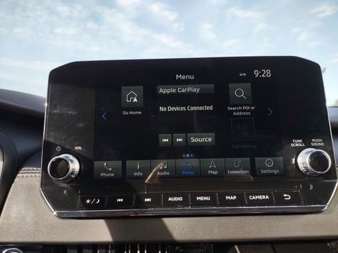 Used 2024 Mitsubishi Outlander FWD image 14