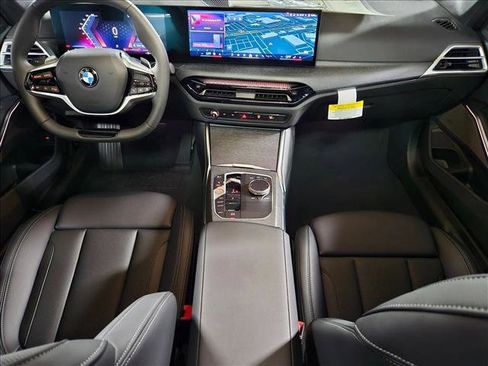 Used 2026 BMW 330i xDrive Sedan w/ Premium Package AWD/4WD image 15