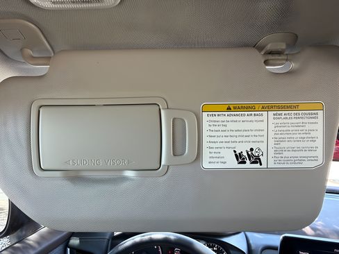 Used 2023 Nissan Rogue S FWD image 29