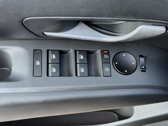 New 2026 Hyundai Tucson SEL FWD image 17