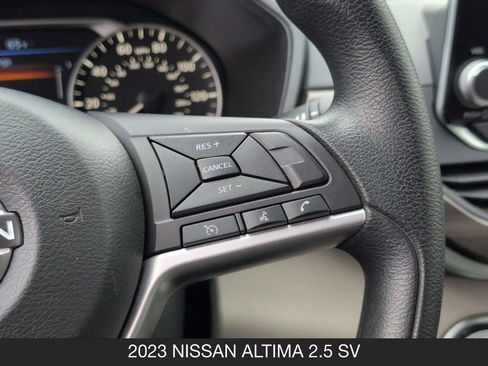 Used 2023 Nissan Altima 2.5 SV FWD image 18