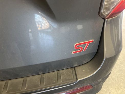 Used 2021 Ford Explorer ST w/ Equipment Group 401A AWD/4WD image 8