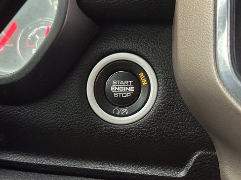 Used 2020 RAM 2500 Laramie image 24