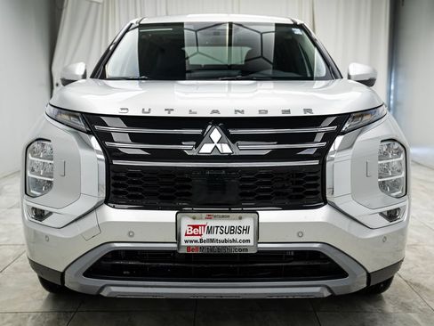 New 2025 Mitsubishi Outlander SE AWD/4WD image 5