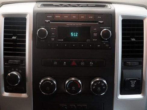 Used 2012 RAM 1500 Big Horn w/ Luxury Group image 19