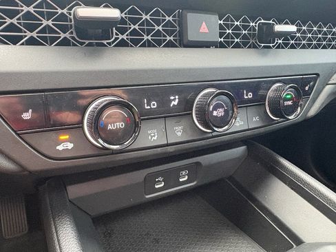 Certified 2023 Honda Accord EX image 18