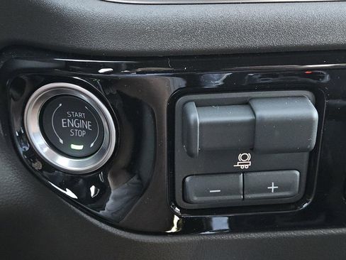 New 2026 Chevrolet Silverado 1500 LTZ w/ Z71 Off-Road Package image 14