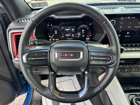 Certified 2023 GMC Canyon AT4X image 18