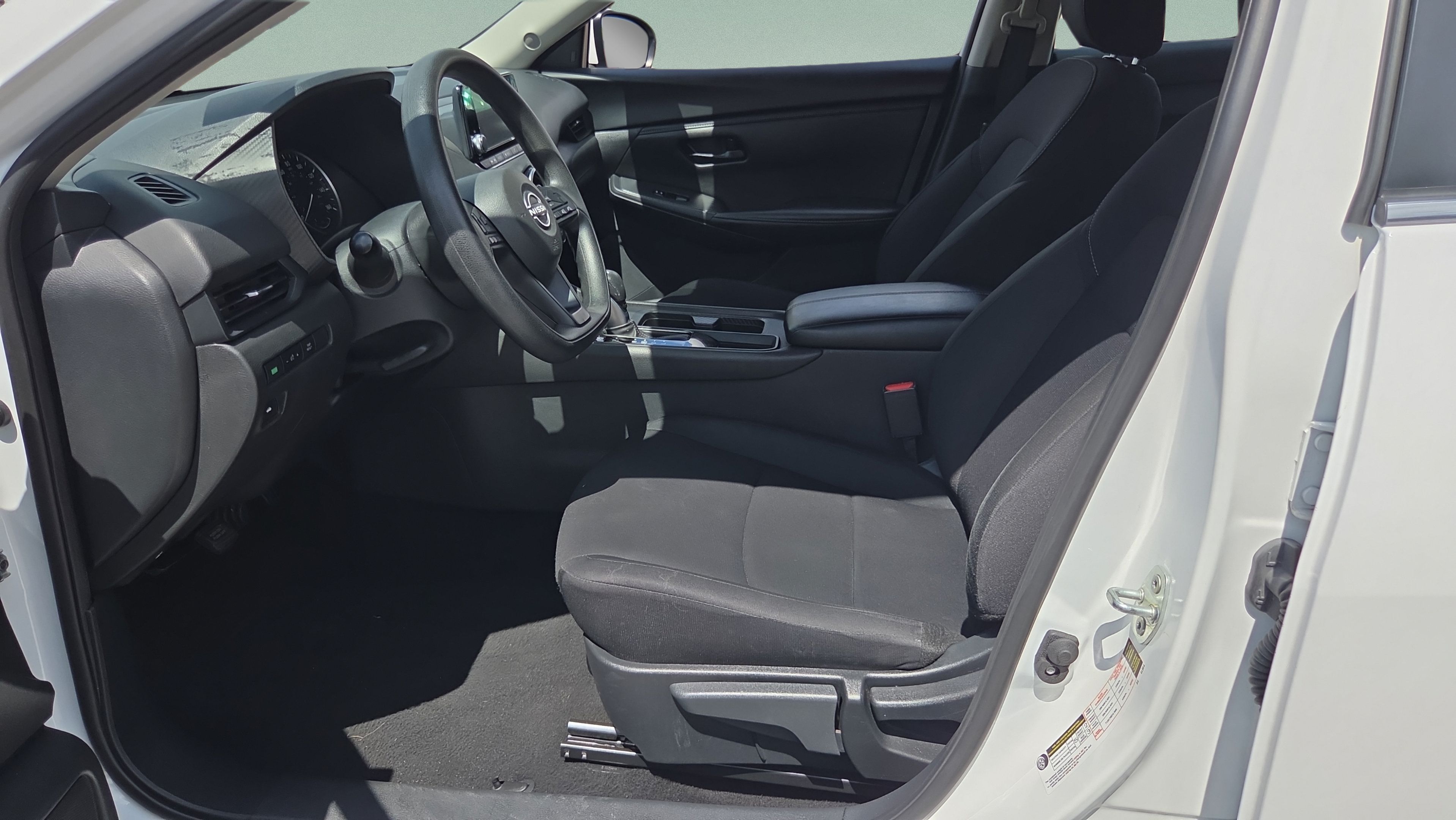 Used 2025 Nissan Sentra S FWD image 9