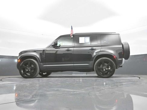 Used 2023 Land Rover Defender 110 SE AWD/4WD image 39