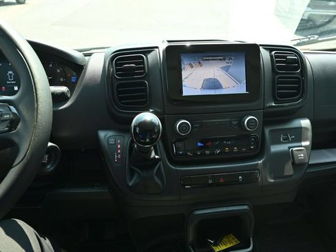 Used 2026 RAM ProMaster 2500 w/ Convenience Group FWD image 30