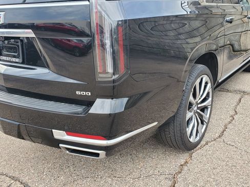 Certified 2025 Cadillac Escalade ESV Premium Luxury w/ Touring Package AWD/4WD image 11