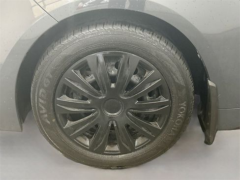 Used 2024 Toyota Corolla LE image 26