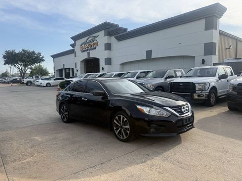 Used 2018 Nissan Altima 2.5 SR FWD image 39