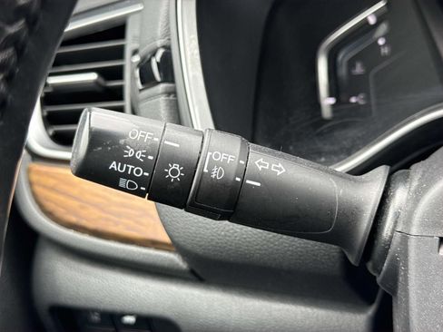 Used 2019 Honda CR-V Touring image 16