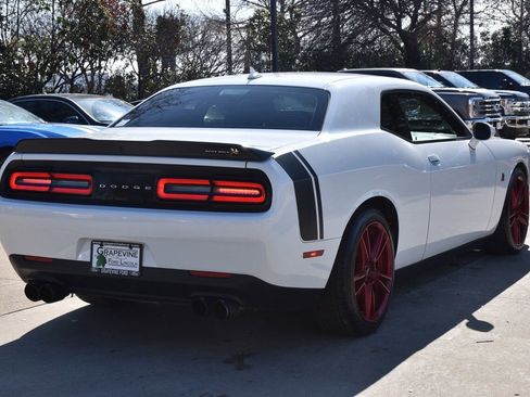 Used 2022 Dodge Challenger R/T Scat Pack w/ Plus Package image 8