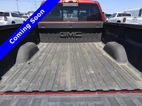 Used 2018 GMC Sierra 1500 SLT AWD/4WD image 2