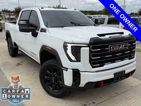 Used 2025 GMC Sierra 2500 AT4 w/ AT4 Premium Plus Package AWD/4WD image 4