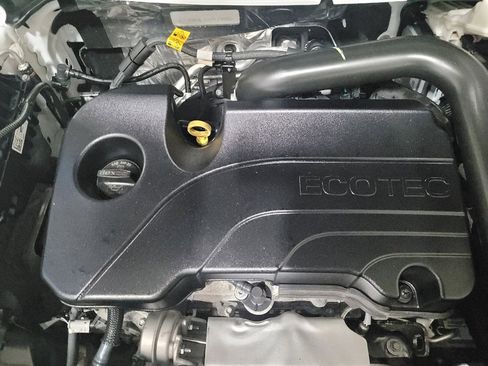 Used 2023 GMC Terrain SLE w/ Driver Convenience Package image 30