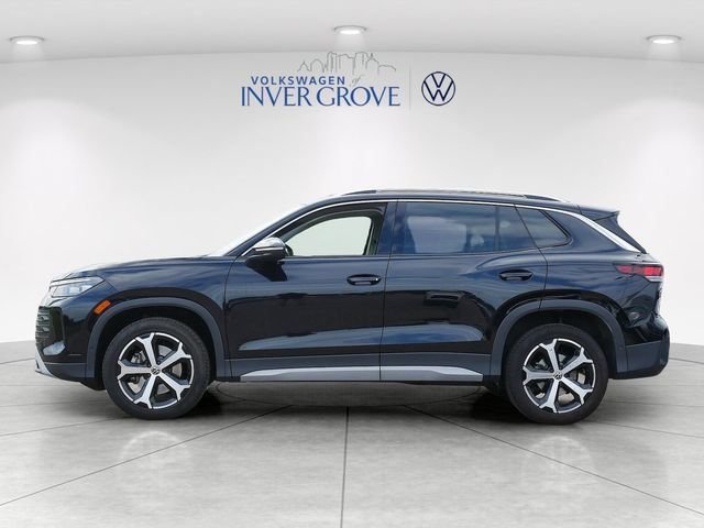 Certified 2026 Volkswagen Tiguan SE AWD/4WD image 4