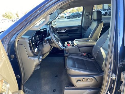 Used 2023 GMC Sierra 1500 SLT image 33