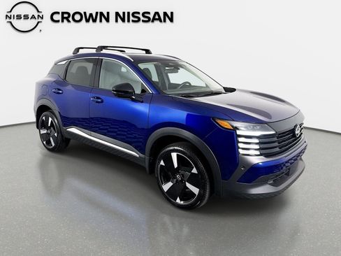 Certified 2026 Nissan Kicks SR FWD image 3