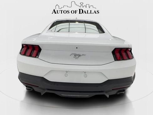 Used 2026 Ford Mustang Premium RWD image 10