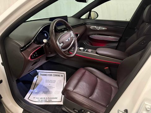 Used 2023 Genesis GV70 2.5T w/ Advanced Package image 19