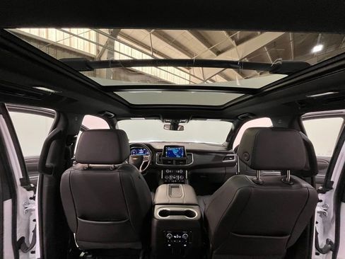 Used 2022 Chevrolet Tahoe LT w/ Luxury Package image 27