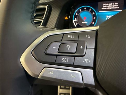 New 2026 Volkswagen Atlas Cross Sport SEL R-Line AWD/4WD image 28
