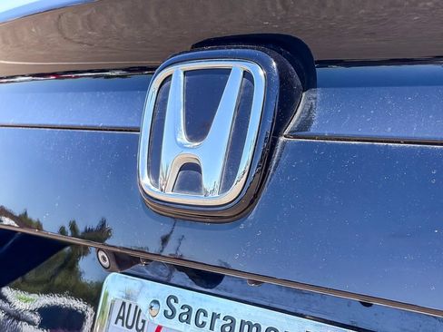 Used 2019 Honda Civic LX image 9