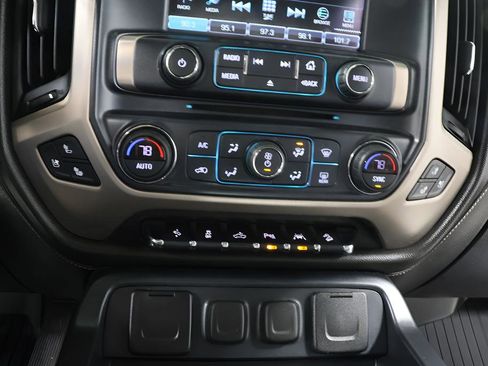 Used 2017 GMC Sierra 1500 Denali image 9