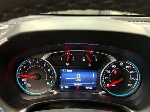 Used 2024 Chevrolet Equinox LT w/ LPO, Cargo Package FWD image 10