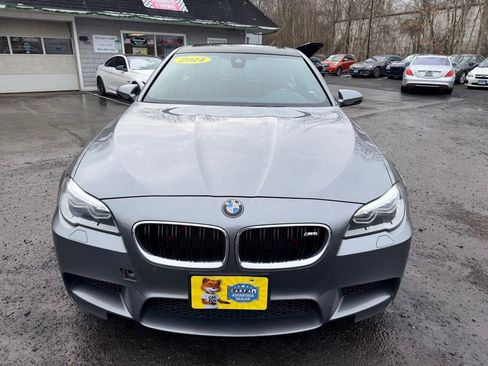 Used 2014 BMW M5 Base image 3