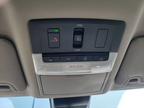 Used 2023 Nissan Altima 2.5 SR w/ SR Premium Package FWD image 20